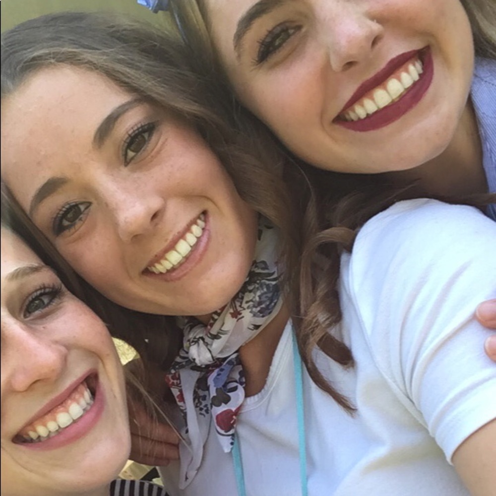 Meet your Posher, Rachel